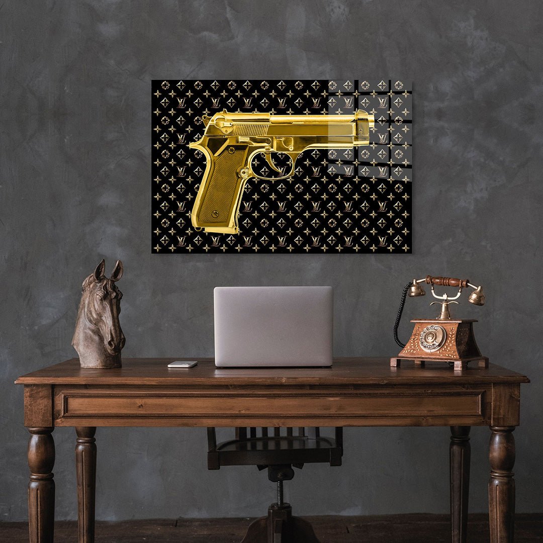 Gouden Louis Vuitton pistool glasschilderij interieur