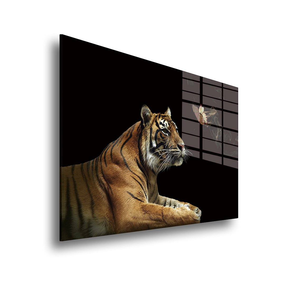 Tijger met vlinder glasschilderij zijkant