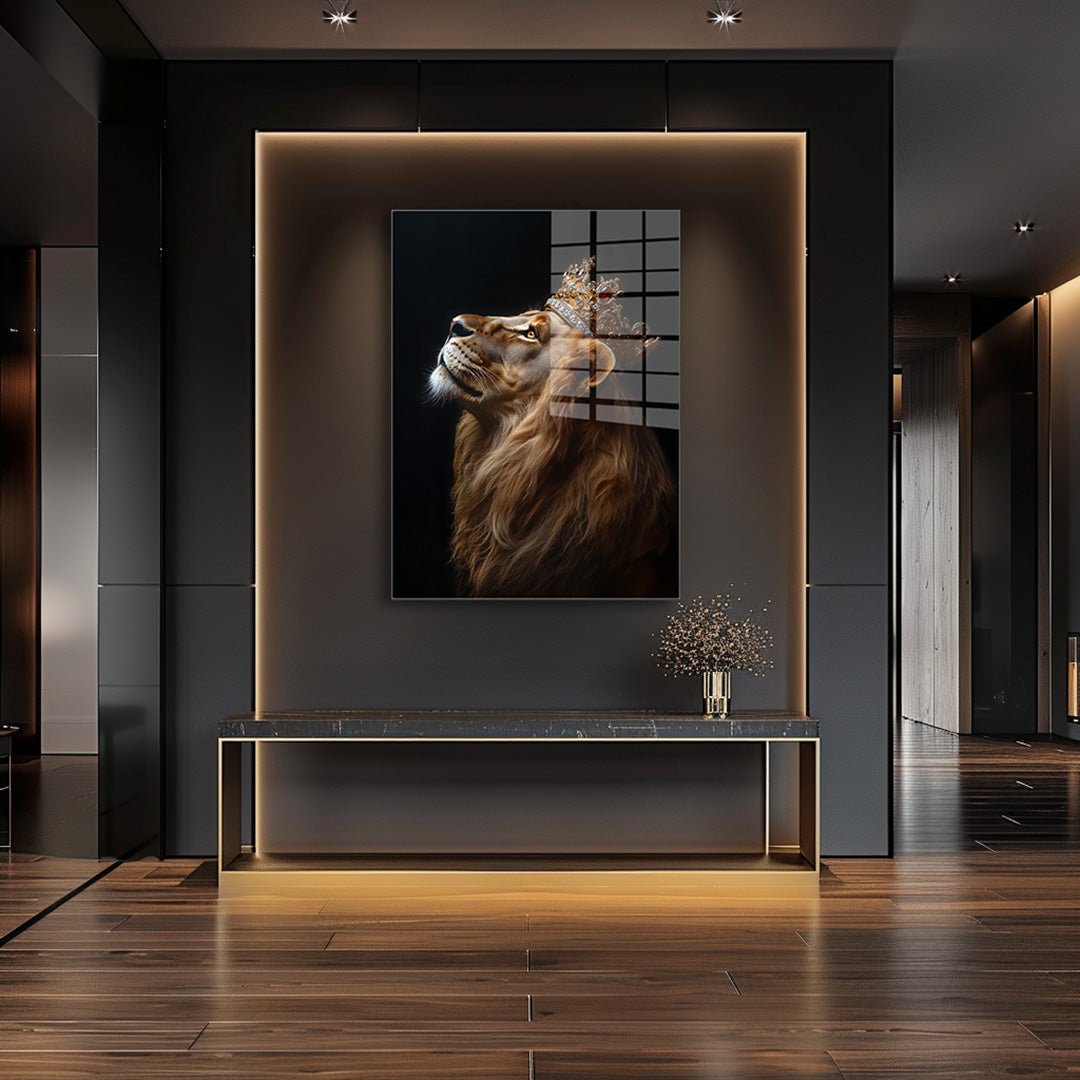 Leeuw met kroon glasschilderij interieur 